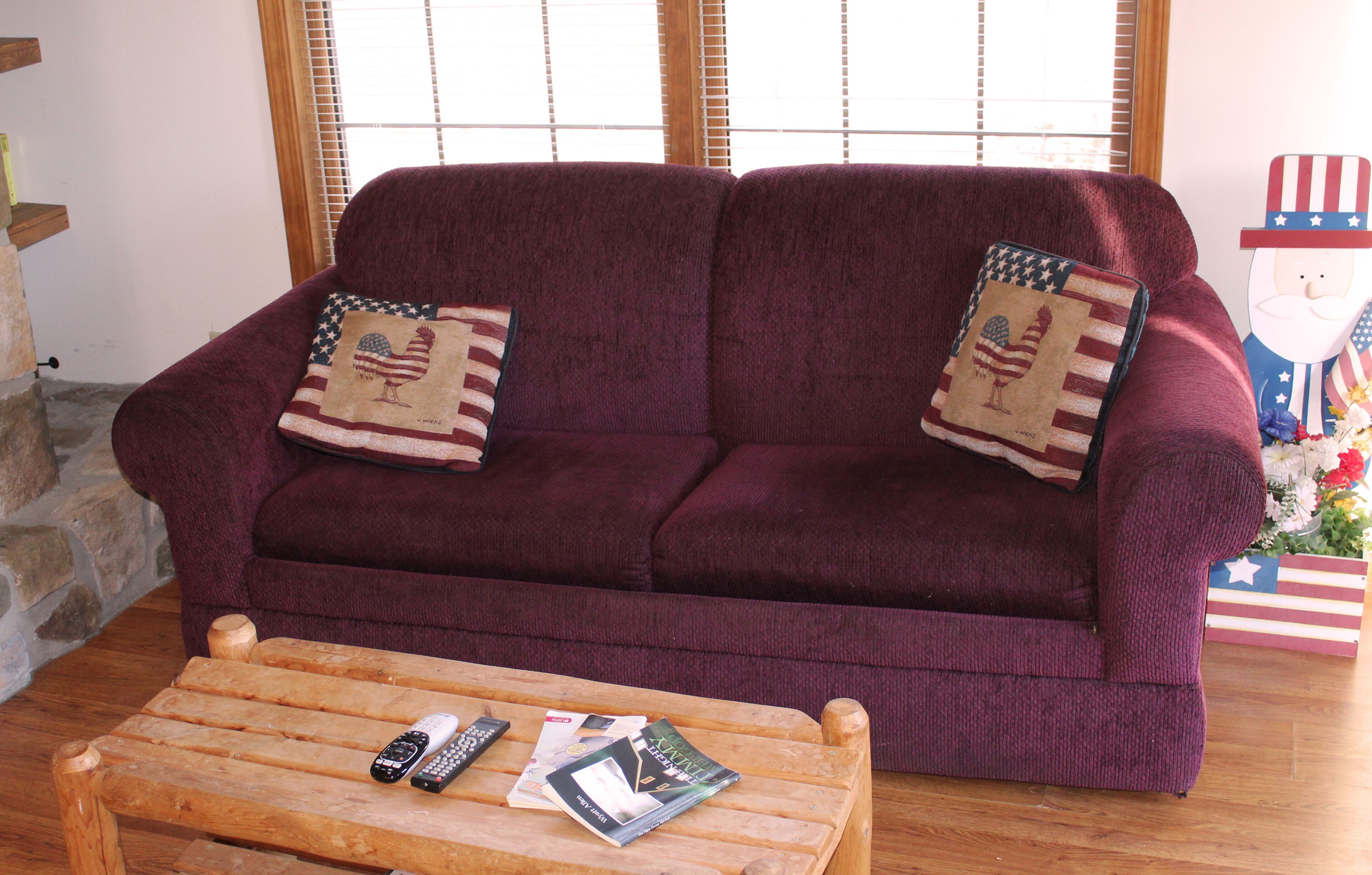 Minutes to Giant City - SIU - Shawnee Winetrail - Shawnee Forest - Wi-Fi