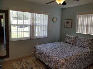 4 chambres, fer et planche à repasser, Wi-Fi, draps fournis