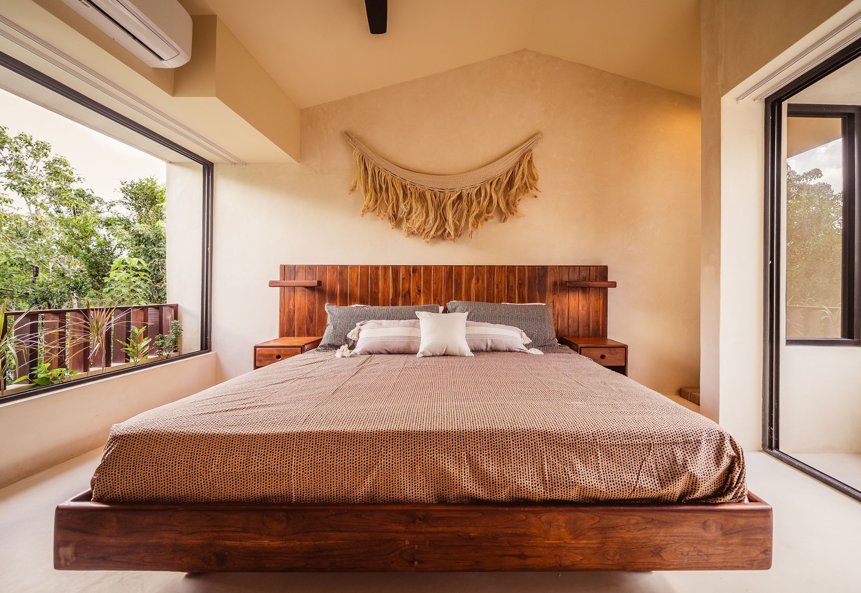 Afra 5 Jungle house + private pool + Starlink Wifi