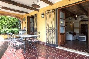 Restauration extérieure