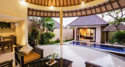Tropical Garden 2BR Villa In Seminyak
