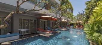 Deluxe 1BR Balcony Hotel In Seminyak