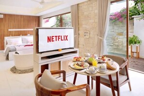 Dining - Glamour 1BR Private Villa Kuta (Bali)