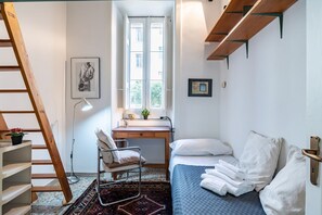 2 Schlafzimmer, Schreibtisch, Bügeleisen/Bügelbrett, Internetzugang