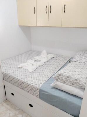 2 Schlafzimmer, Zimmersafe, Schreibtisch, kostenloses WLAN