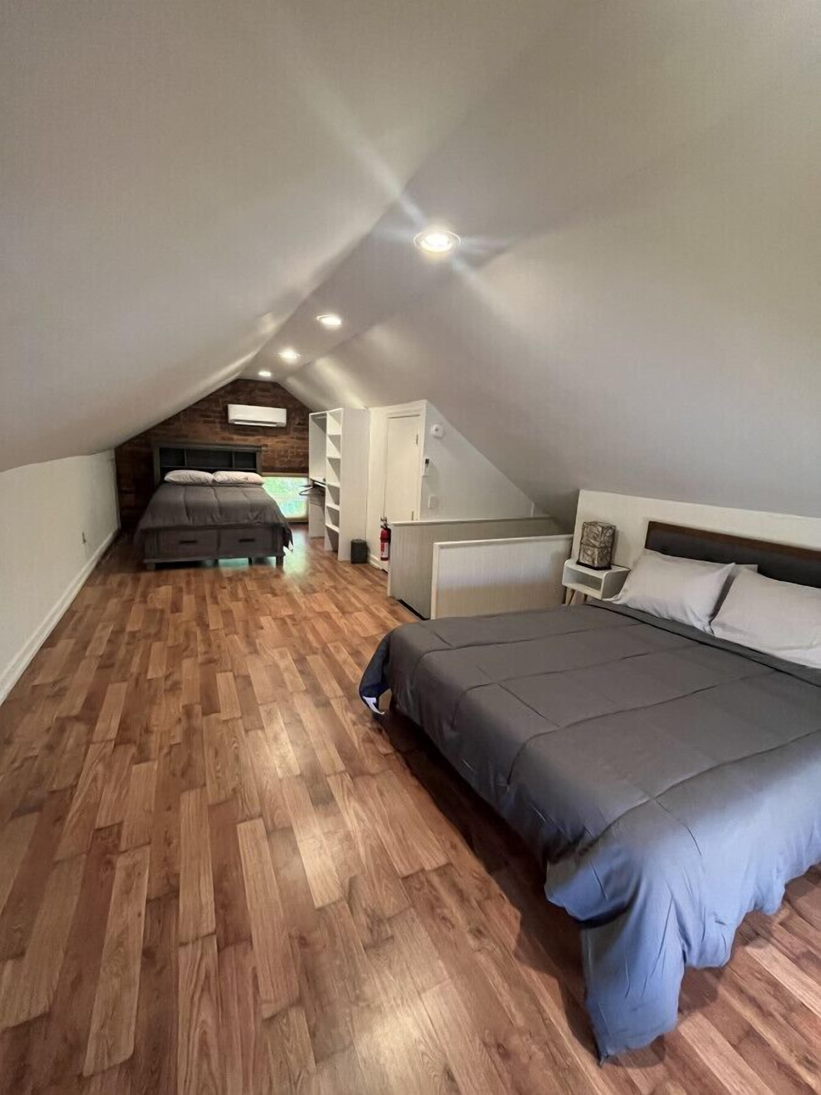 Mid-Century Modern Apartment!