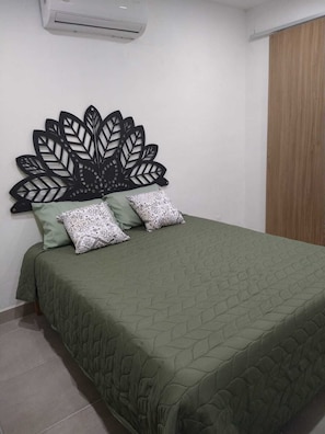 3 habitaciones, tabla de planchar con plancha y wifi gratis