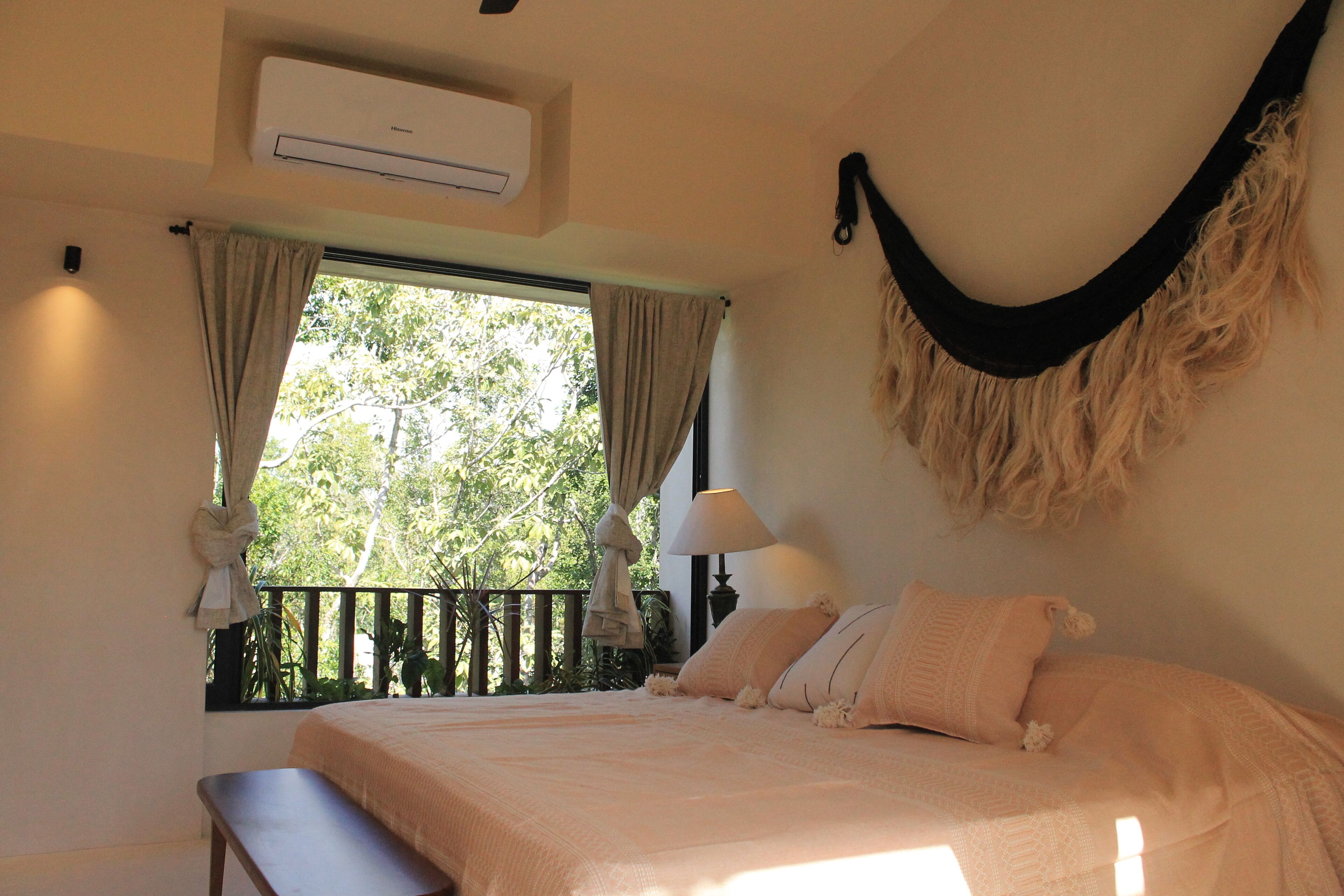 Afra 4 Beautiful Jungle House With Private Pool