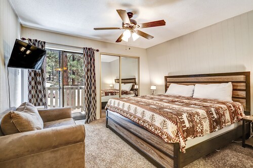 Close to Lifts | WiFi | Pinetree 215