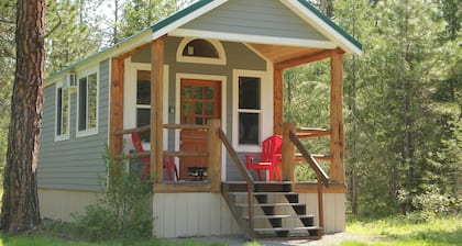 Cozy Cabin in the Big Woods of North Idaho