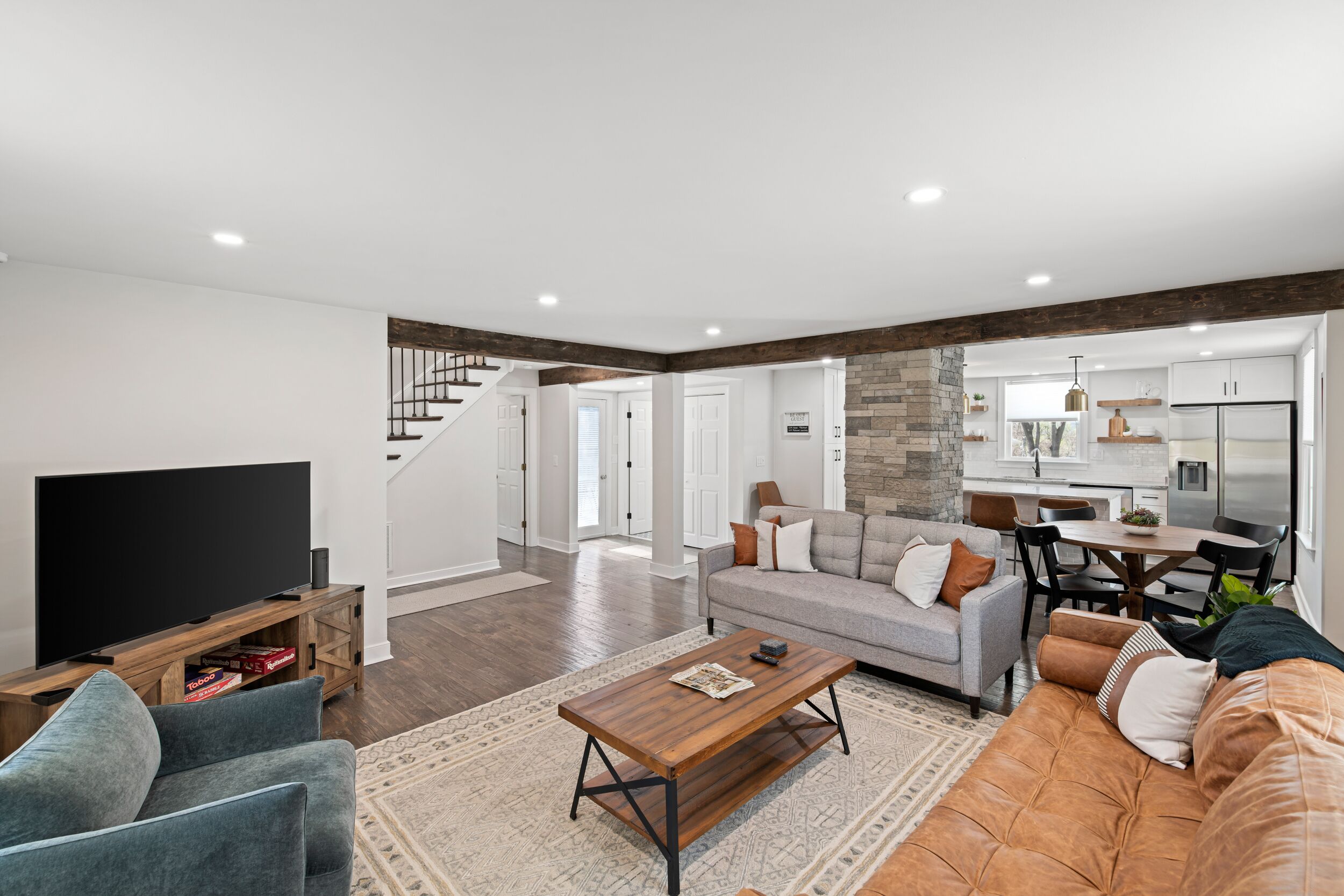 Monticello Getaway | 4 bed, 3 bath in Belmont | Walk to Downtown Cville!