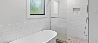 Family Friendly, Updated, Charming Home in North Denton