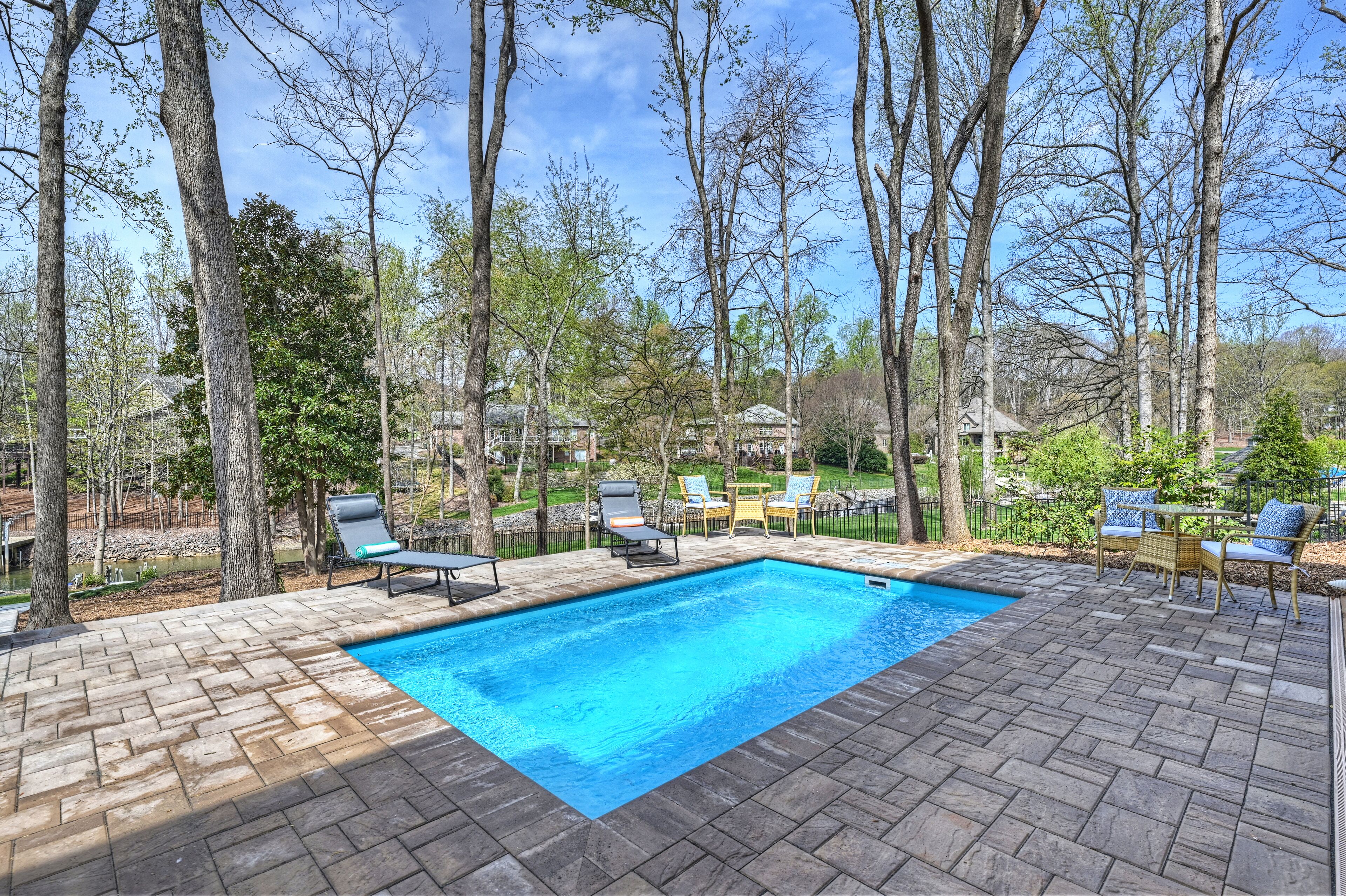 Porch Paradise | Sleeps 10 | New Pool | Fire Pit | Game Room