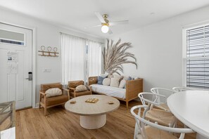 Interior - Perfect Beach House with Luxury Mattresses~3BR/3BA (Panama City Beach)