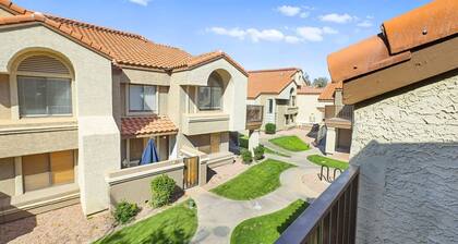 The Cool Cactus Condo with Pool and Jacuzzi