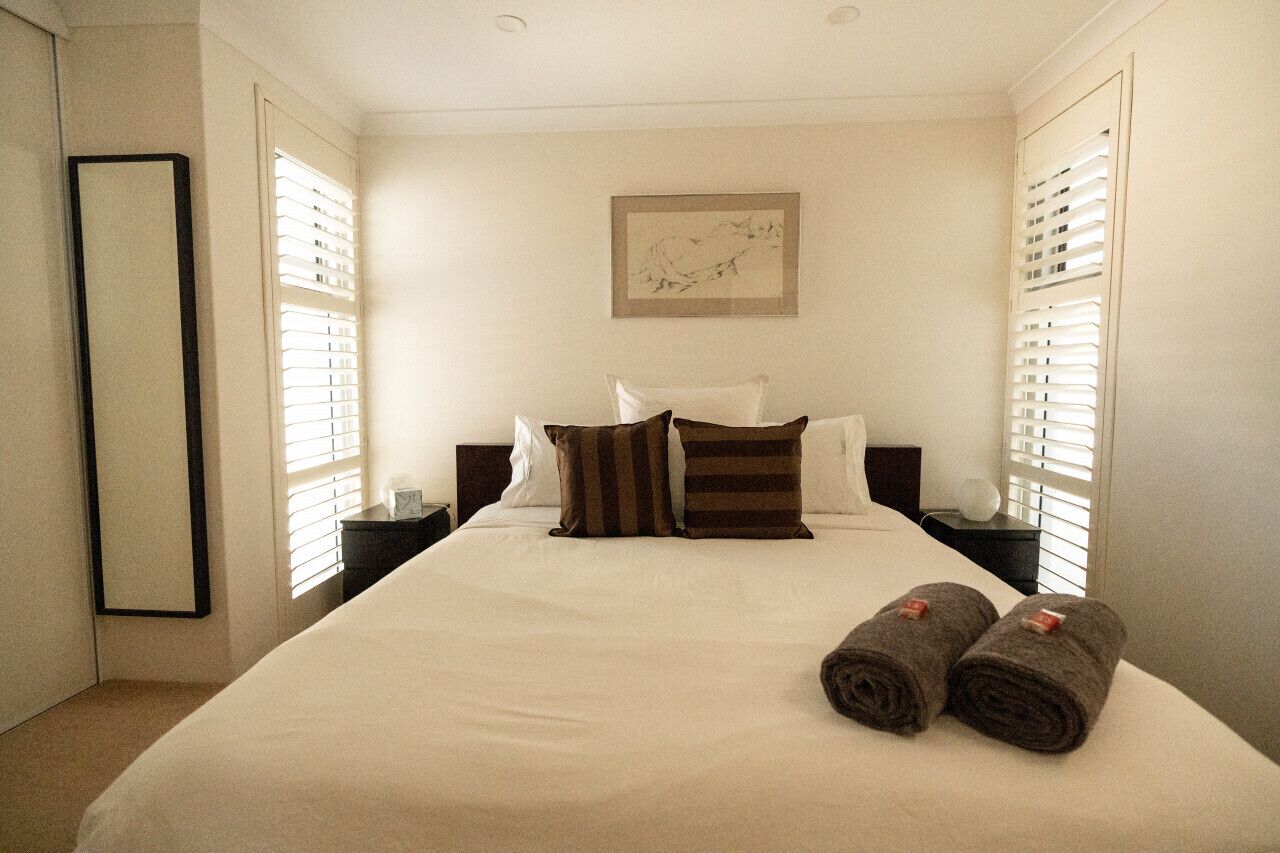 2 bedrooms, iron/ironing board, free WiFi