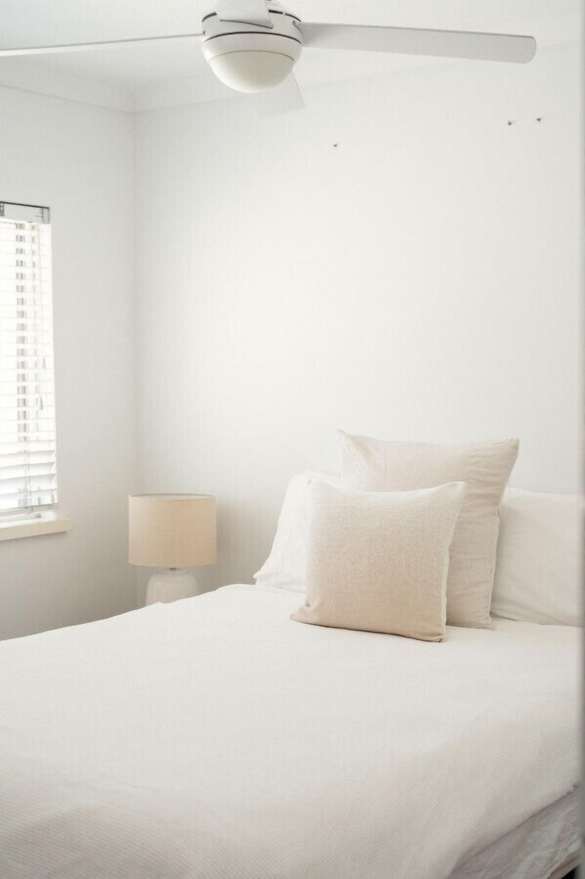 2 camere, una scrivania, ferro/asse da stiro, Wi-Fi gratuito