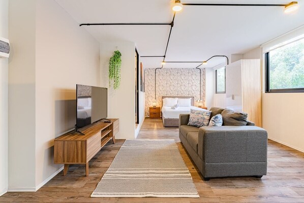 1 室のベッドルーム、アイロン / アイロン台、WiFi、ベッドシーツ