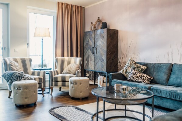 TV - Haus Zingst, Appartement 24 für bis zu 4 Personen. - Haus Zingst (Fuhlendorf)