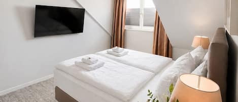 2 bedrooms, WiFi, bed sheets