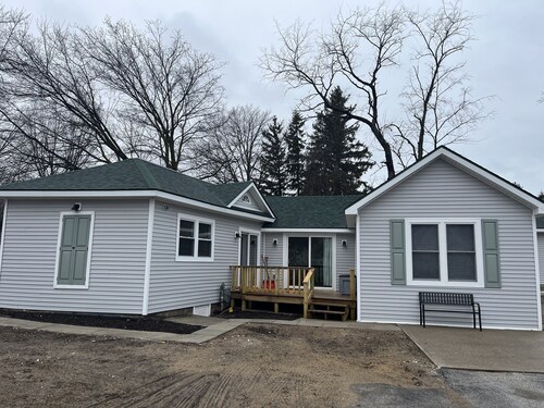 Complete Rehab: House with Beach & Lake Access just steps away!