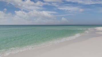 Tæt på stranden