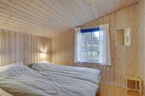 3 chambres, fer et planche à repasser, Wi-Fi gratuit