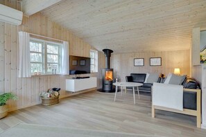 DVD-spiller og stereoanlegg