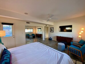 3 Schlafzimmer, Schreibtisch, Bügeleisen/Bügelbrett, Reisekinderbett