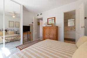 4 habitaciones, tabla de planchar con plancha y wifi gratis 