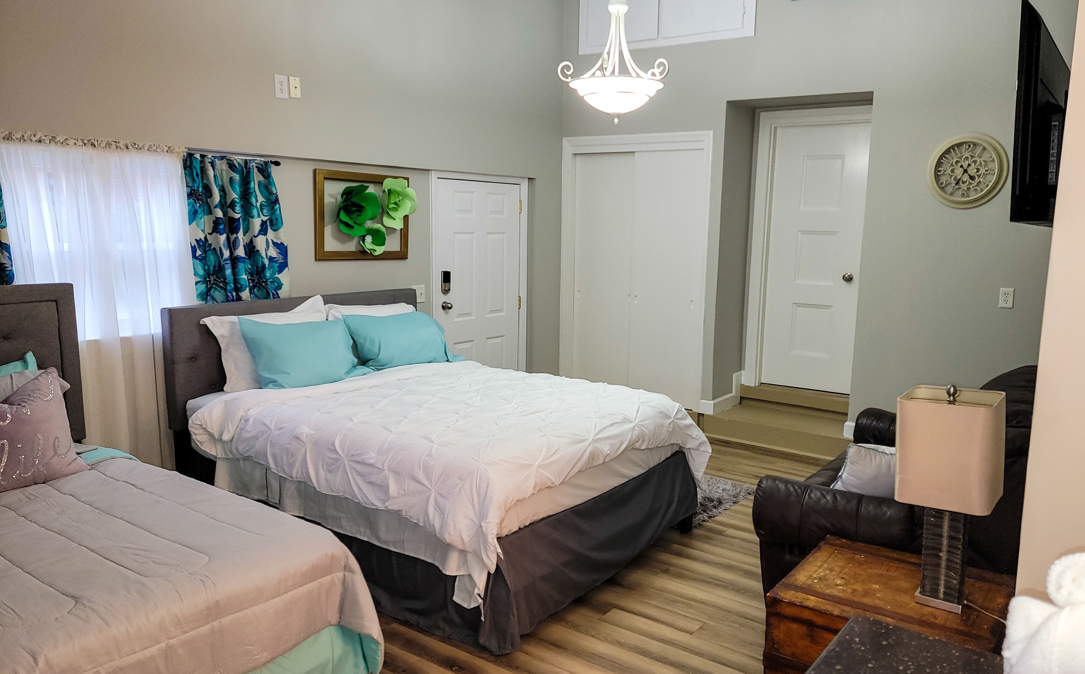 1 camera, ferro/asse da stiro, Wi-Fi gratuito, lenzuola