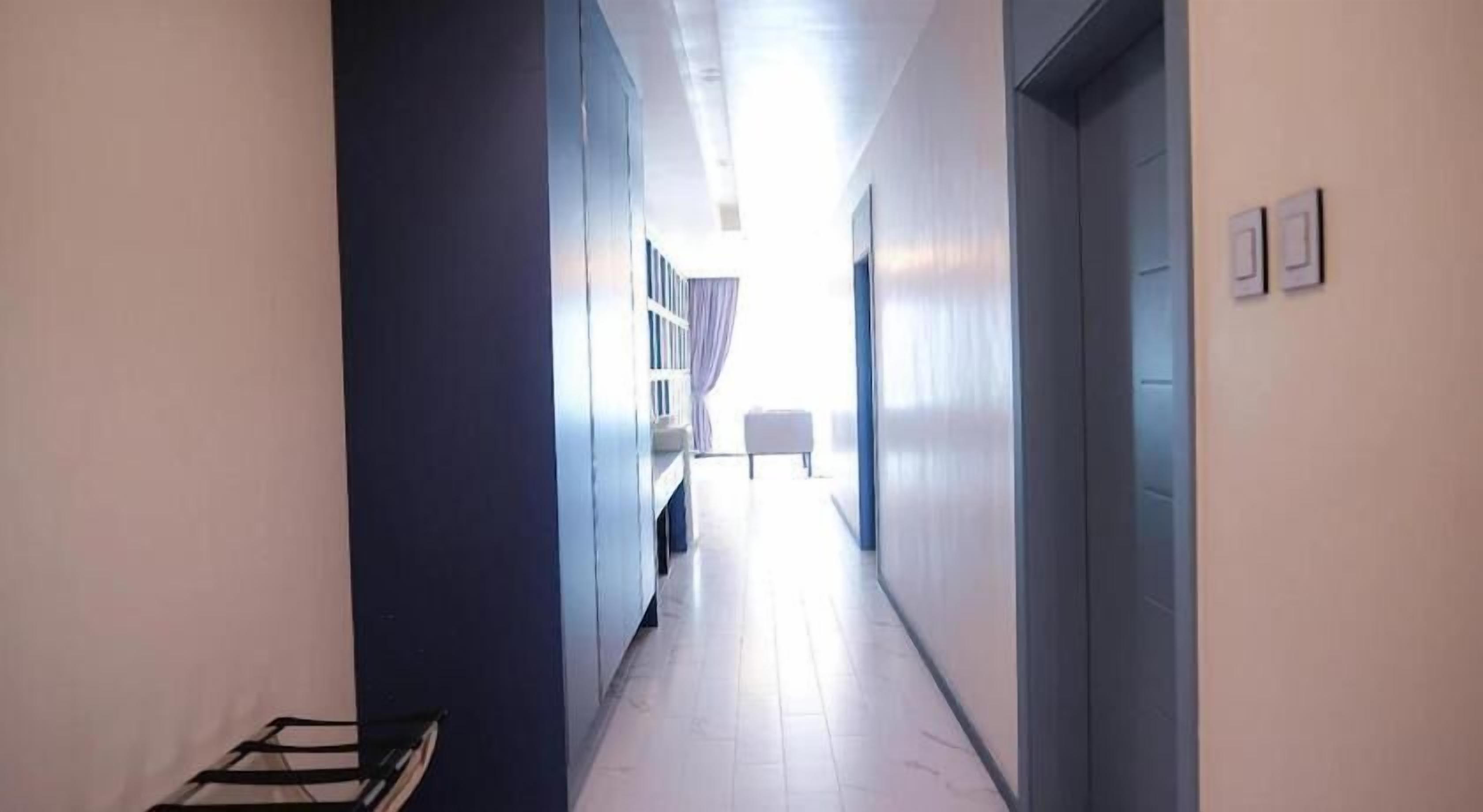 executive suite | 1 bedroom, minibar, in-room safe, individually decorated