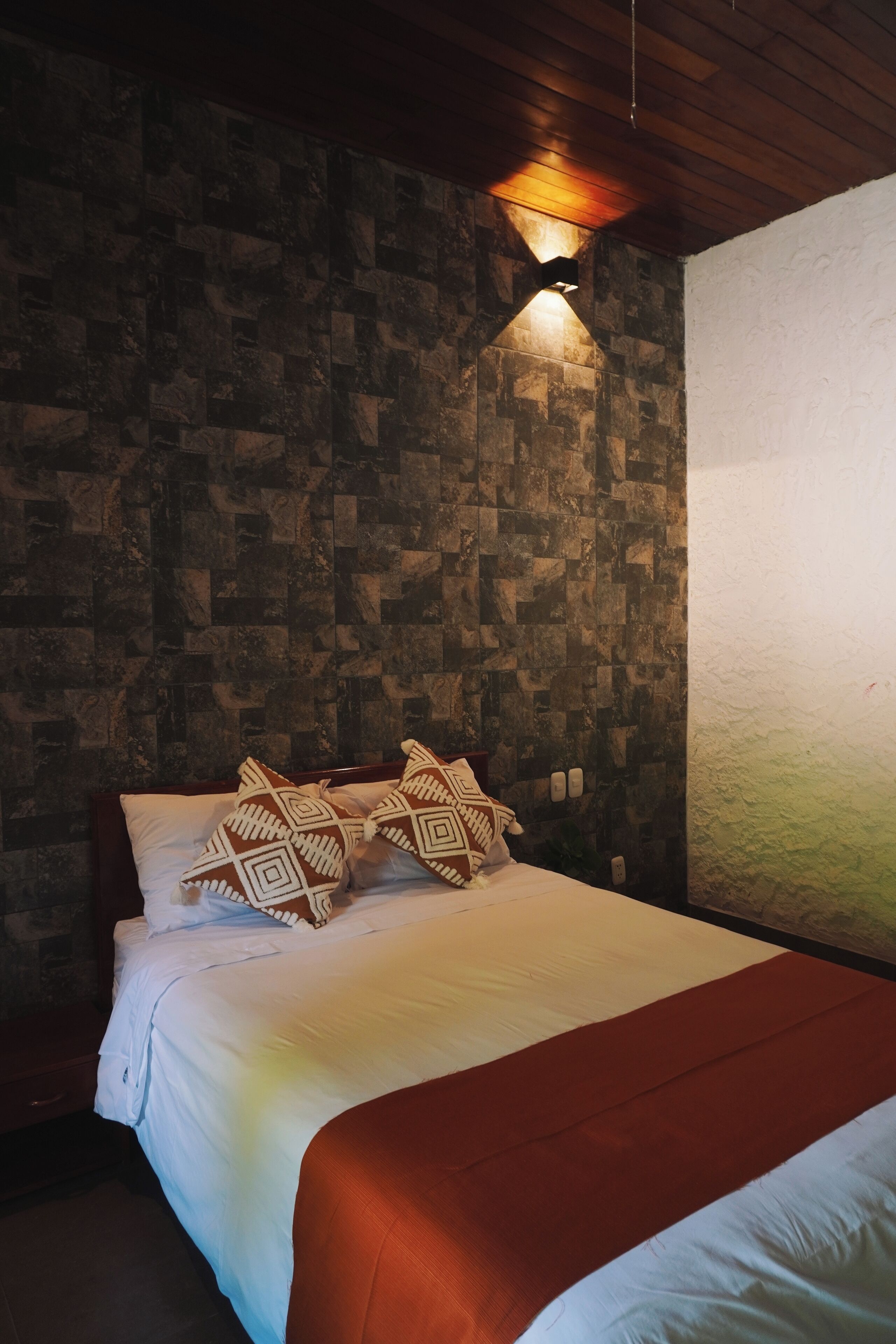 Classic-rum | Sängtillbehör av högsta kvalitet, gratis wi-fi och sängkläder