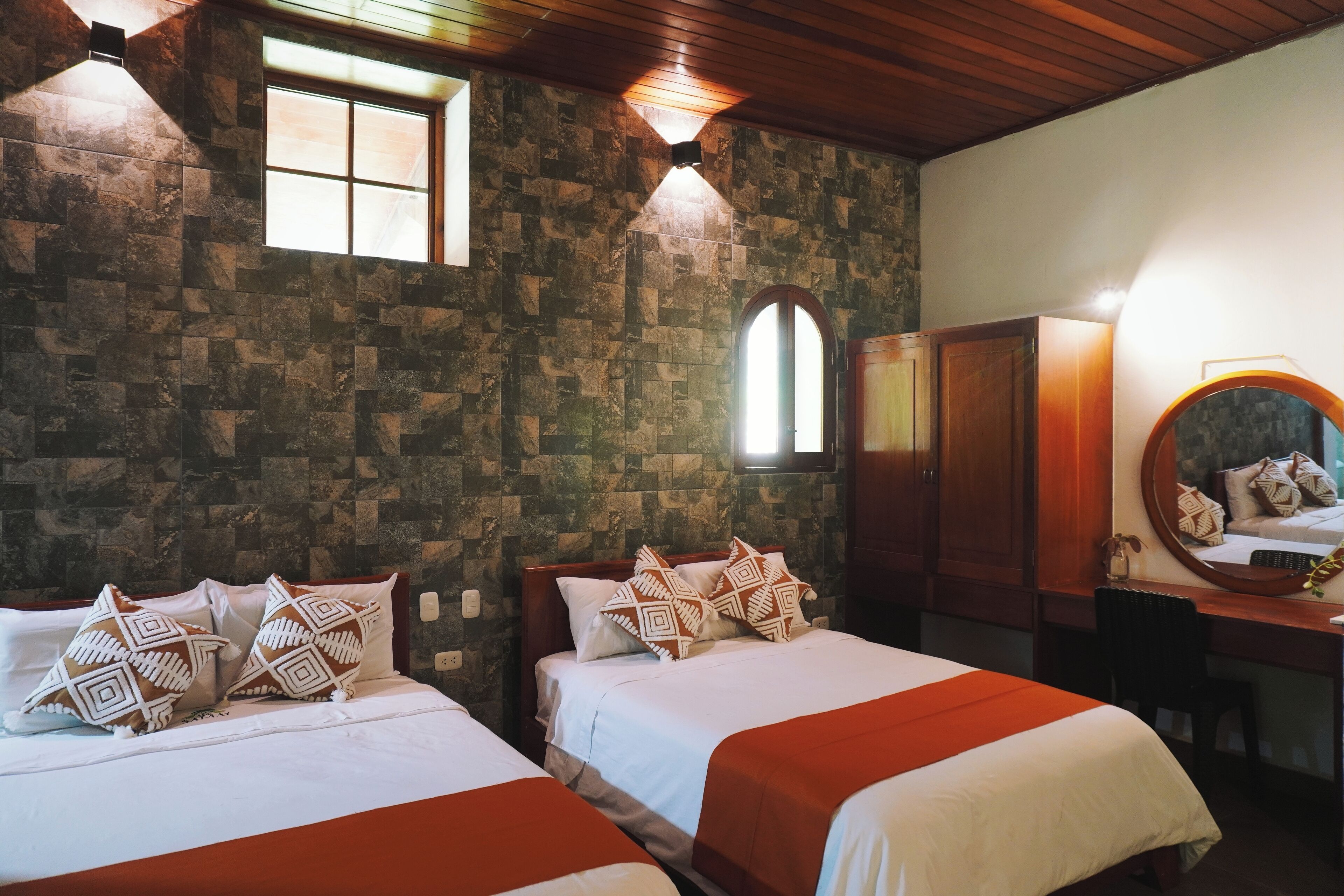 Familjerum | Sängtillbehör av högsta kvalitet, gratis wi-fi och sängkläder