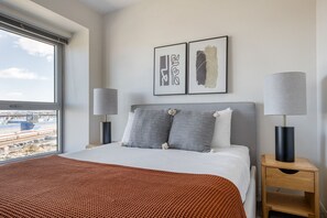 1 chambre, fer et planche Ă repasser, Wi-Fi, draps fournis