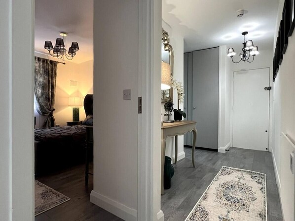 2 Schlafzimmer, Bügeleisen/Bügelbrett, WLAN, Bettwäsche