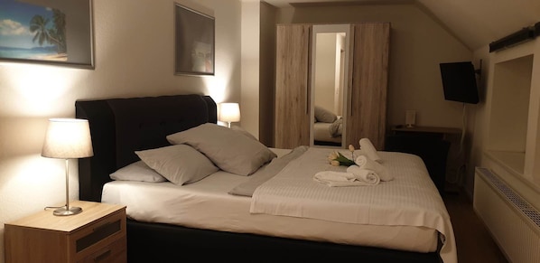 2 Schlafzimmer, WLAN, Bettwäsche