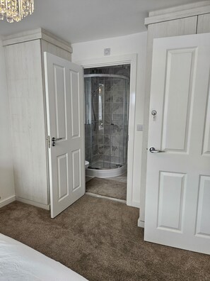 Badkar/dusch och handdukar