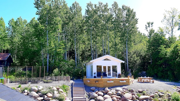 Exterior - Loft-Sleeps5-Parking-Spa-LakeViews-PetFriendly (Finnerodja)