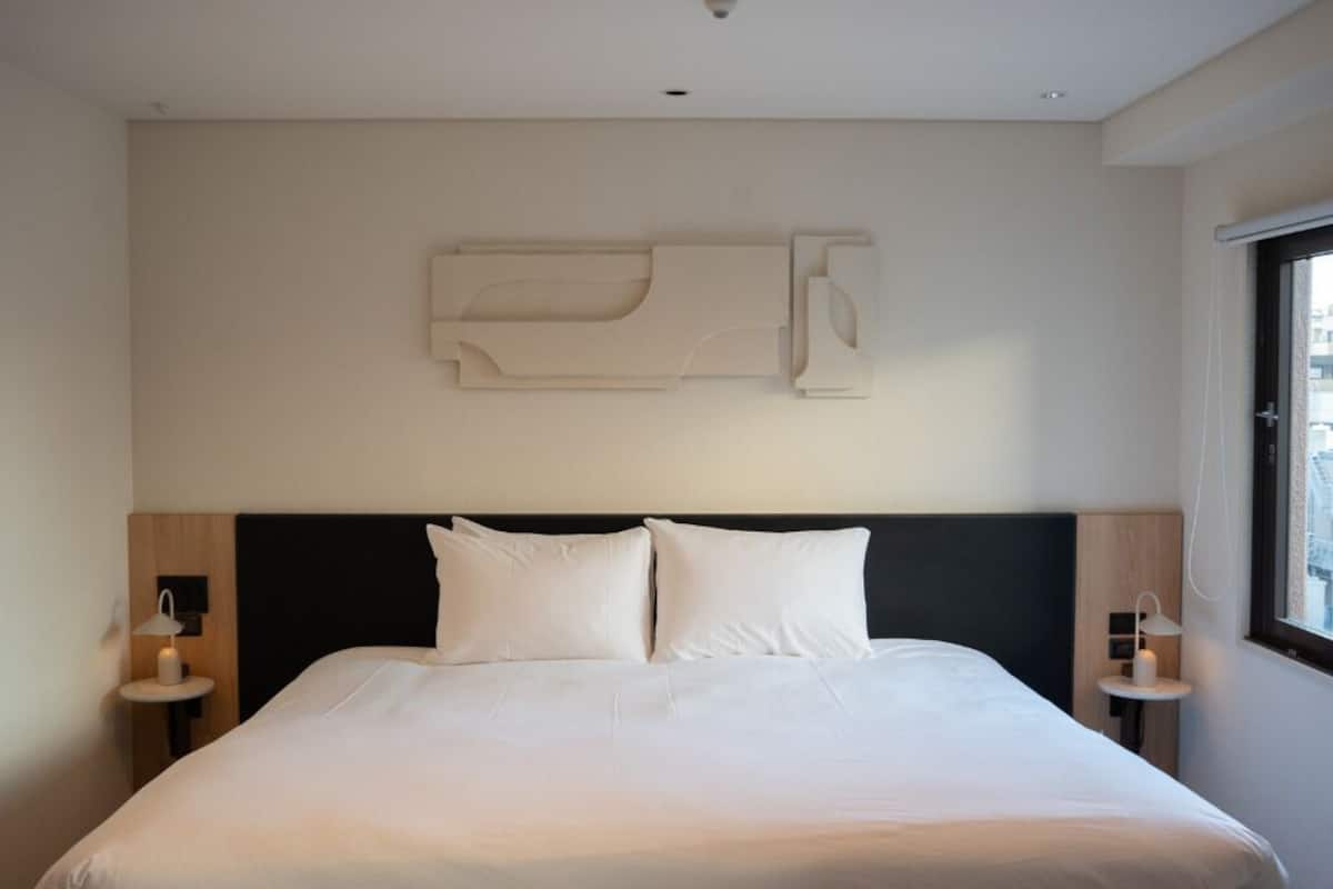 Deluxe King room | Accès au Wi-Fi (inclus), literie fournie