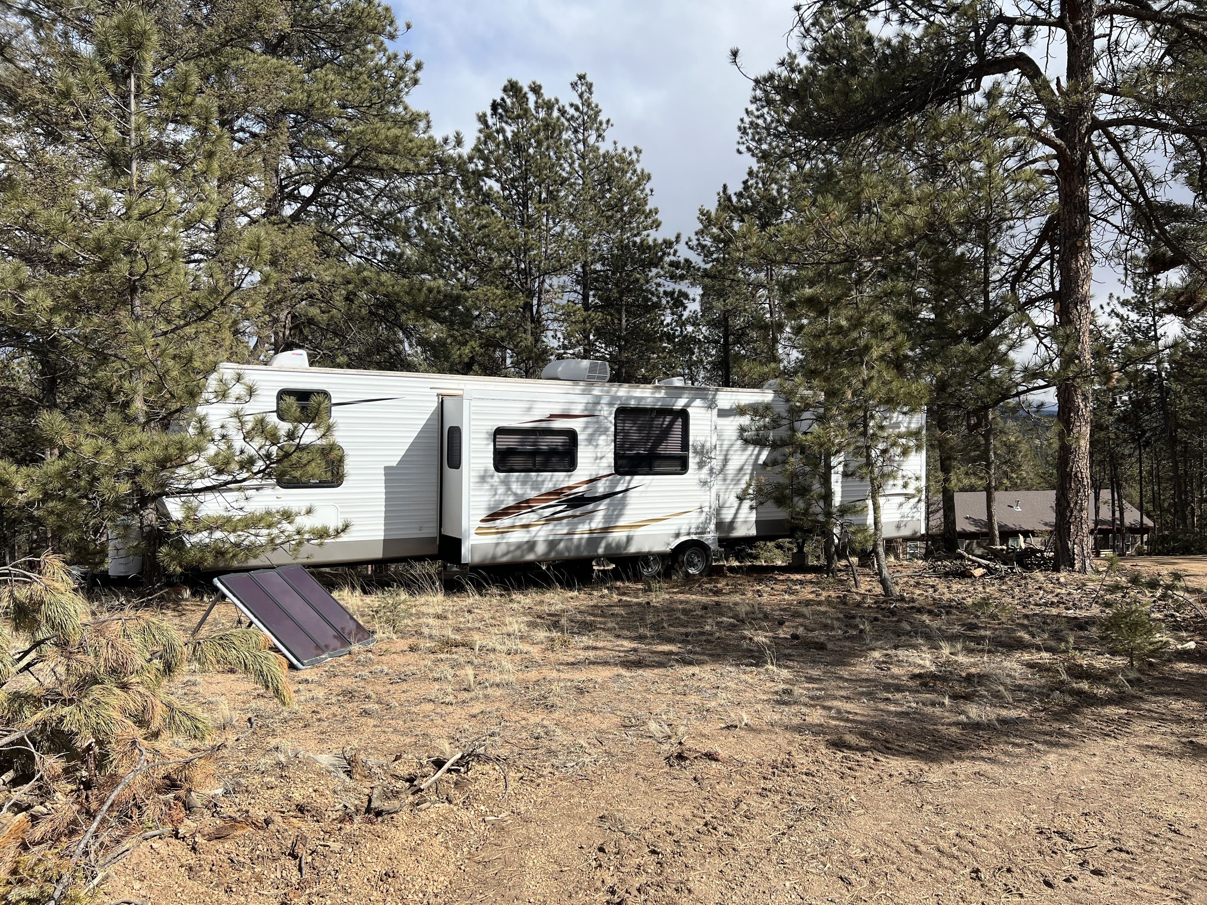 38' Catalina Coachman RV - 2 bedroom, peaceful, secluded