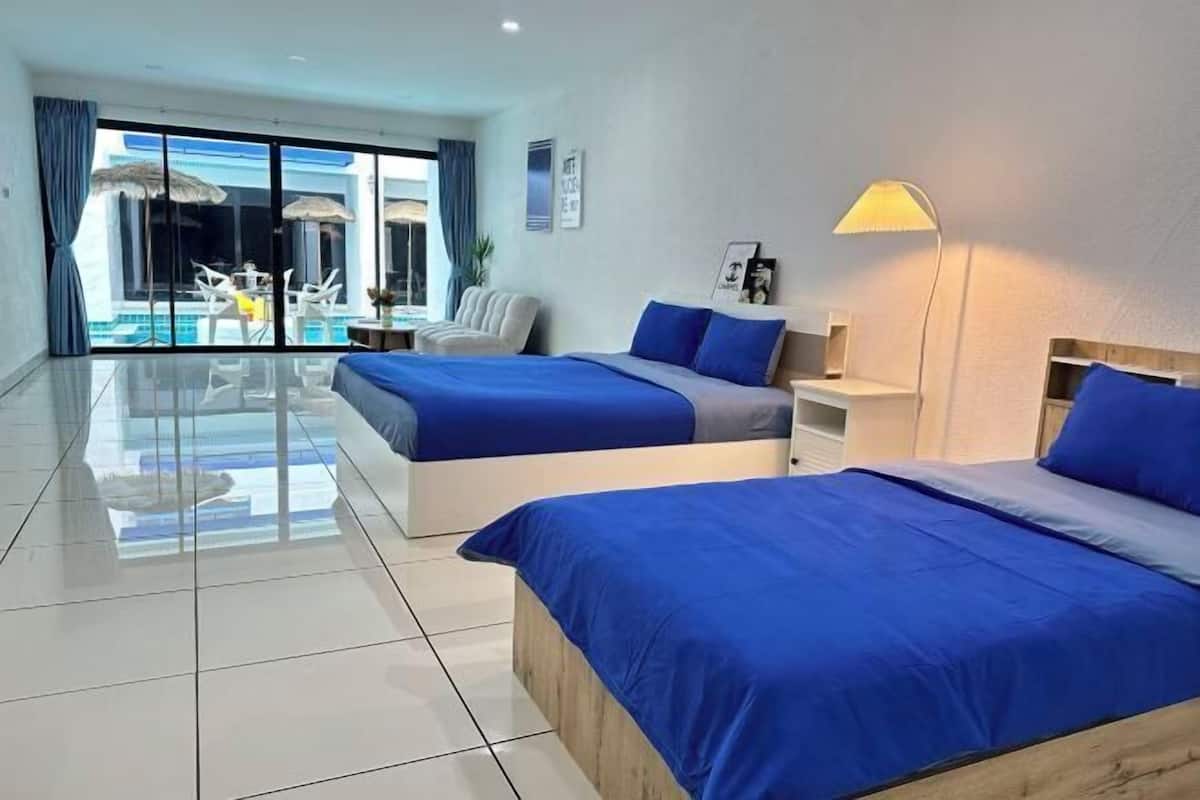 1 bedroom, premium bedding, individually decorated