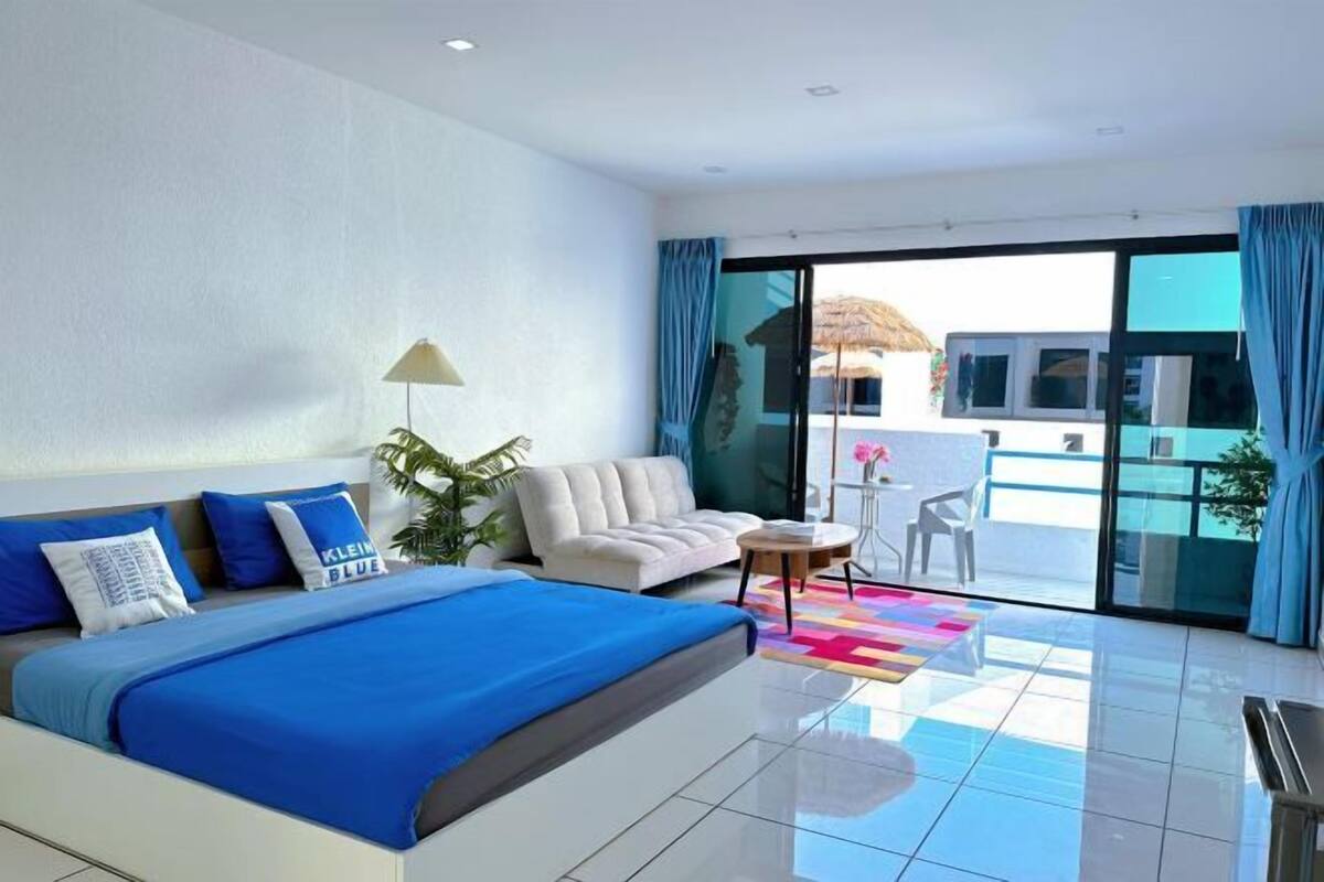 1 bedroom, premium bedding, individually decorated