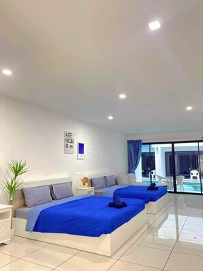 Familienzimmer, Mehrere Betten, Veranda, zum Garten hin | Hochwertige Bettwaren, individuell dekoriert, individuell eingerichtet