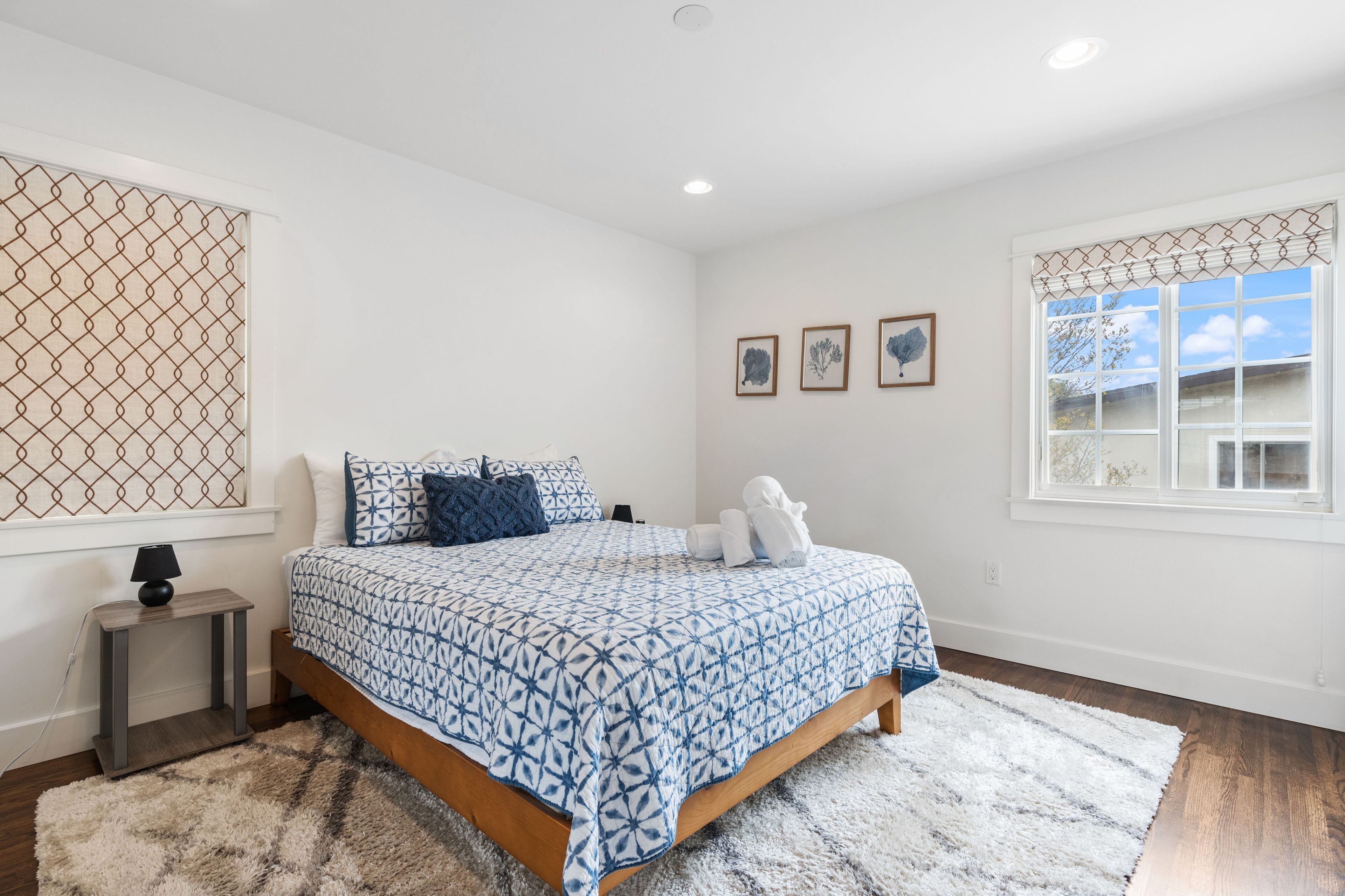 Modern 3 BRDM Family Home, near the beach/LMU/LAX