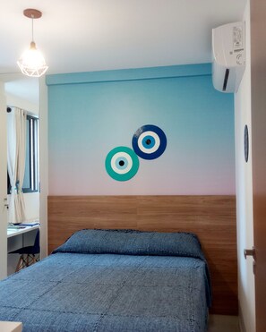 1 habitación, escritorio, wifi gratis y ropa de cama 