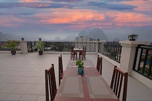 Exterior - Sisombat Plaza Hotel (Vang Vieng)