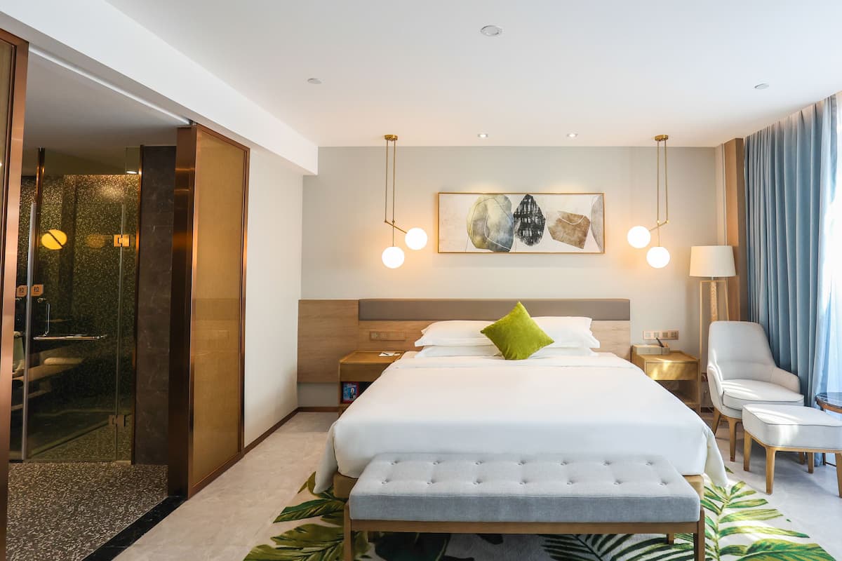 Kamar Double Superior | Seprai premium, minibar, tirai kedap cahaya, dan setrika/meja setrika