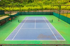 Tennis court - Blossom Garden Resort (Shaoguan)