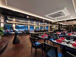 Restaurant - La Casta Cruise (Ha Long)